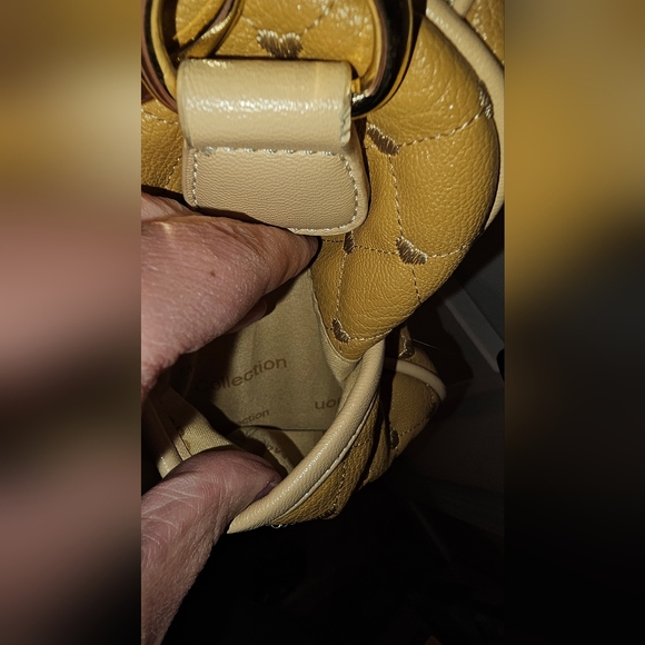 MG Collection EUC Tan Heart Embroidered Crossbody Or Hand Bag - Picture 14 of 16